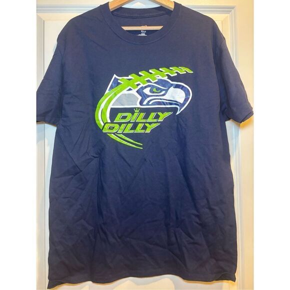 Dilly Dilly Seahawks T-shirt size Large - Picture 1 of 2